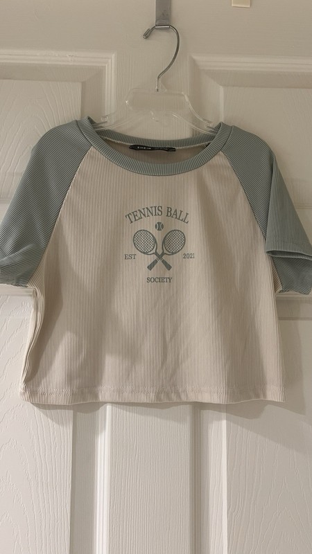 SHEIN Tennis Ball Graphic Tee Style Cropped Cream & Light Sage Green Size Small