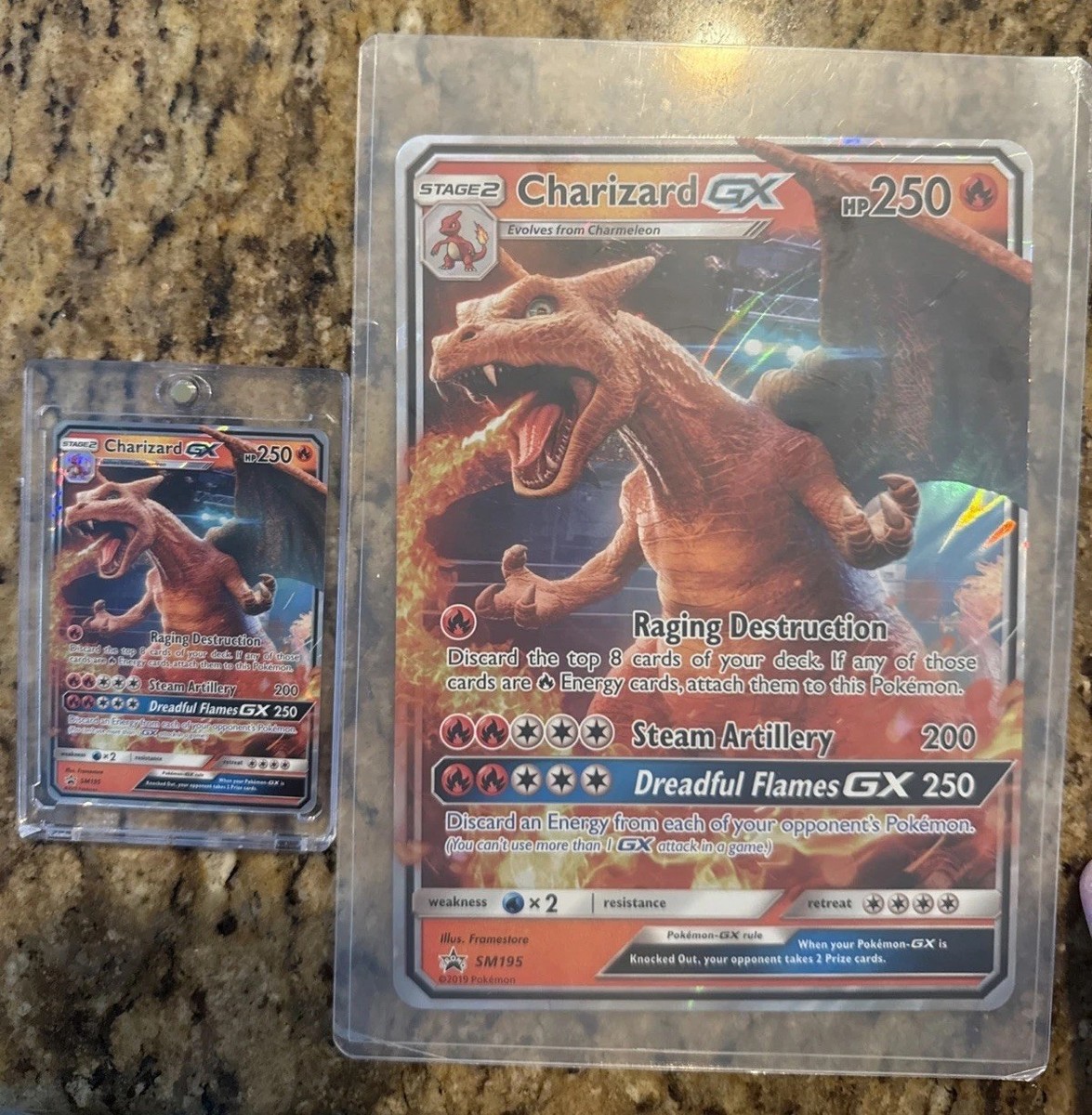 Pokémon TCG Charizard GX SM195 Regular + Jumbo Cards - Detective