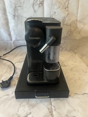 DeLonghi Lattissima One EN510 Pod Coffee Machine Capsule By Nespresso Black