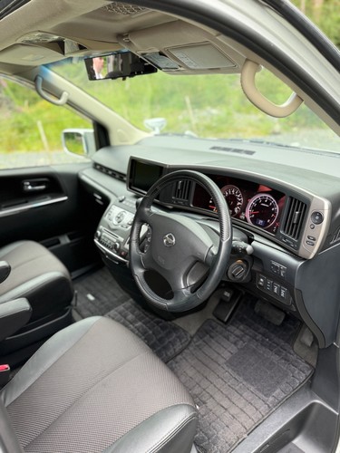 Nissan Elgrand E51 3.5L V6 4WD Auto - Highway Star - Picture 14 of 24