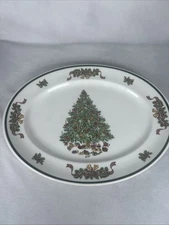 Johnson Brothers (England) VICTORIAN CHRISTMAS Oval Serving Platter 12”