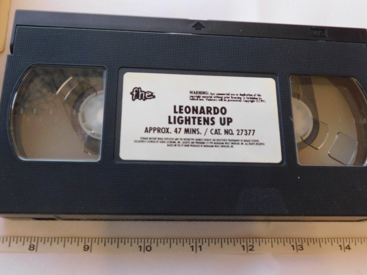 Leonardo Lightens Up Teenage Mutant Ninja Turtles 1990 Video VHS