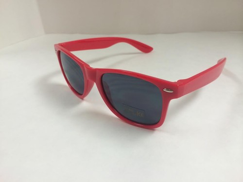 #CW7143 Vintage Trend Fashion sunglasses Wholesale 12 pair - Picture 4 of 11