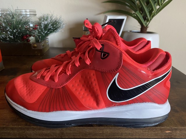 lebron solar 8
