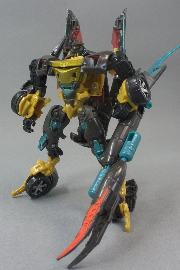 TRANSFORMERS Dark Of The Moon MECHTECH DARKSTEEL Action Figure Limited Edition - Image 3 of 4