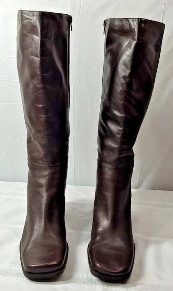 Botas de vestir de cuero Capezio Andrea talla 9M marrón punta cuadrada hasta la rodilla tacón bloque Foto 2 de 4