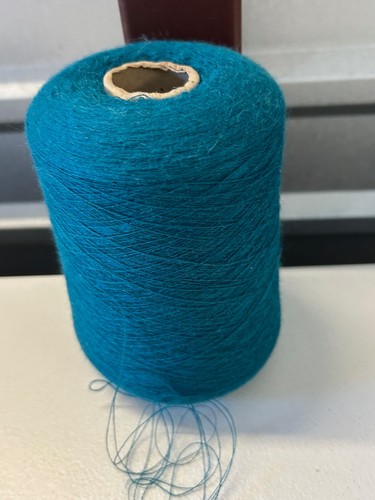 Spule Kone 2/50 #0 WEICH peruanisches Baby Alpaka Garn 1 Pfund 2 Unzen 514 gr 5013 türkis grün - Bild 2 von 5