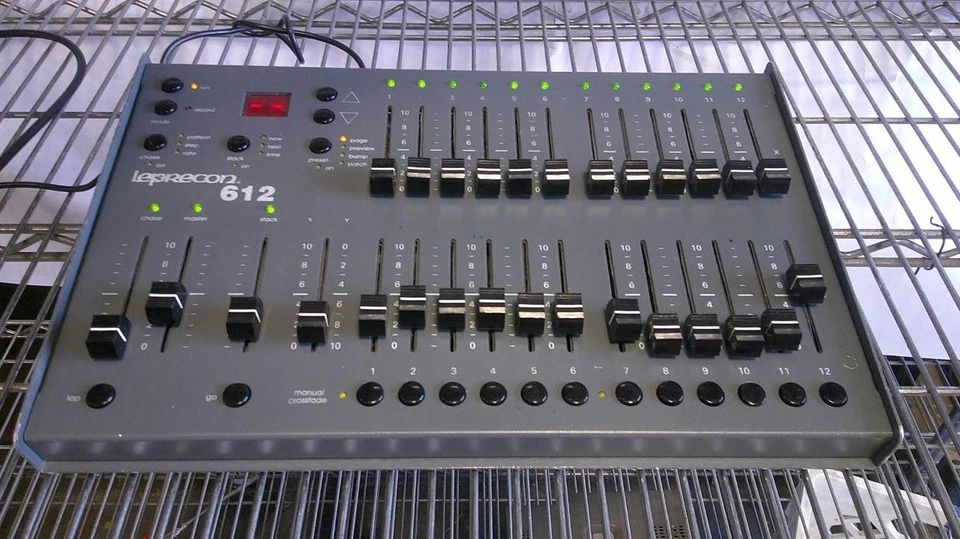 Leprecon LP-600 6 Channel DMX Lighting Console Controller Board 90-21-0022 - Image 3 of 4