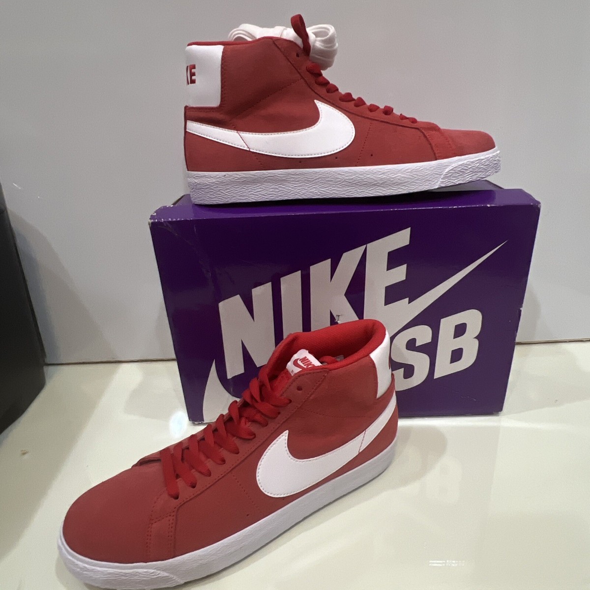 Nike SB Zoom Blazer Mid University Red Suede White Size 10.5 Nike SB Zoom Blazer Mid University Red Suede White Size 10.5