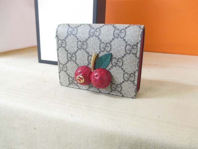 cherry gucci wallet