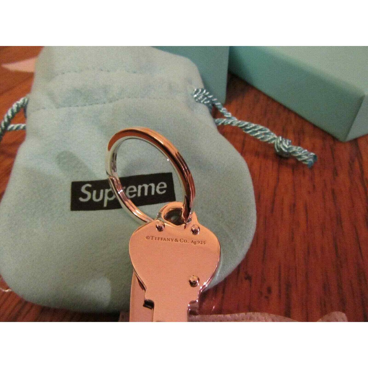 小物 supreme Tiffany Heart Knife KeyRing Supreme Tiffany & Co. Return to Tiffany Heart Knife Keyring-Ltd Ed
