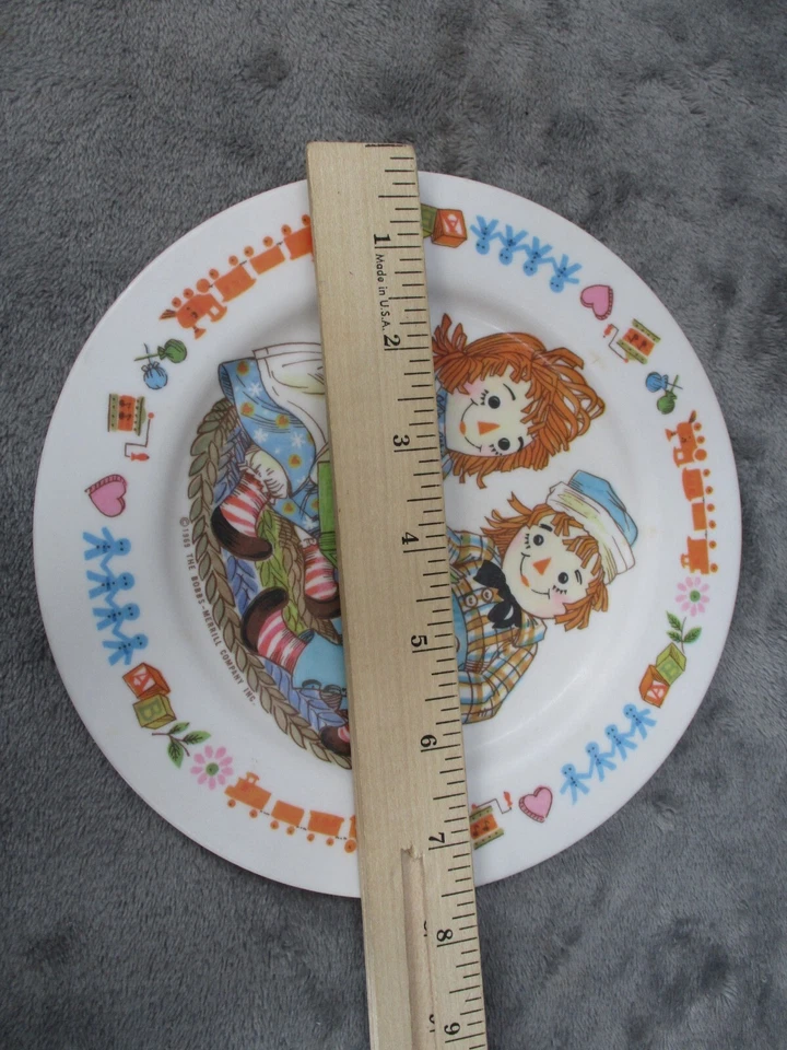 Oneida Deluxe Raggedy Ann & Andy Plate Round Melamine 7.5" Diameter Vintage - Image 4 of 4