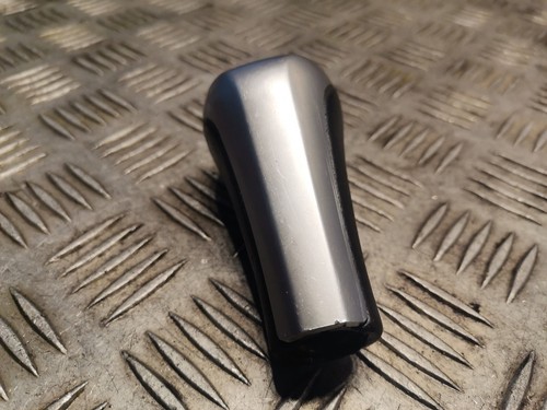 BMW 3 E90 Gear Shifting Knob - Picture 4 of 4