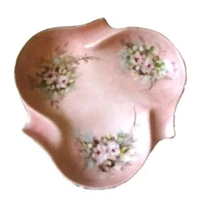 VINTAGE  PORCELAIN ASHTRAY TRINKET DISH PINK HAND PAINTED FLOWERS MID CENTURY 