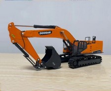 1/50 DOOSAN DX800LC-9 Hydraulic Excavator Engineering Vehicle Diecast Model
