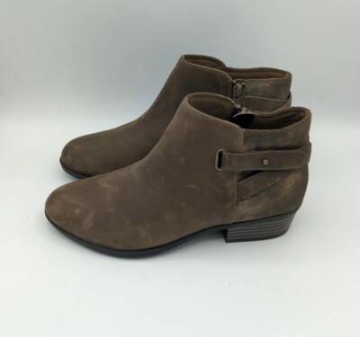 Clarks Ladies Size M Brown Stylish Pull On Chelsea Zip Boots Maypearl  Ramie