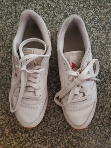 reebok classic white gum sole