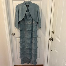 R  M Richards Women Size 14 2-piece Tiered Sleeveless Dress Bolero Jacket Set