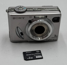 Sony Cyber-shot DSC-W5 3x Optical Zoom 5.1mp Silver Digital Camera NO BATT/2GB C