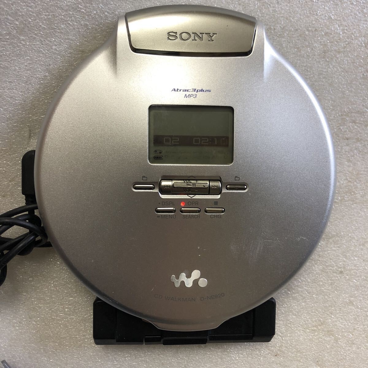 SONY D-NE920 ポータブルCDプレーヤー SONY D-NE920を使用した感想ですことのよ。