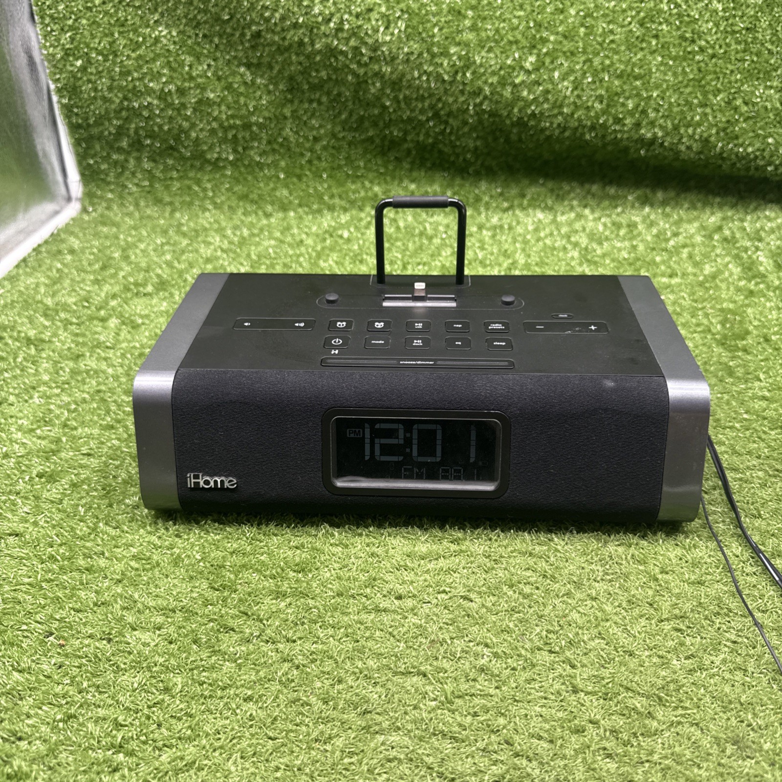 iHome iPhone Dual Charging Stereo FM Alarm Clock Model iDL45, Tested S3