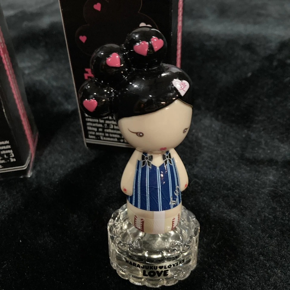 Raro y Difícil de Encontrar Harajuku Lovers 🥰**AMOR** Perfume Sellado en Caja Original Foto 3 de 4