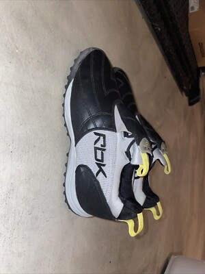 Reebok Men's Strikezone Turf Soccer Shoes US Size