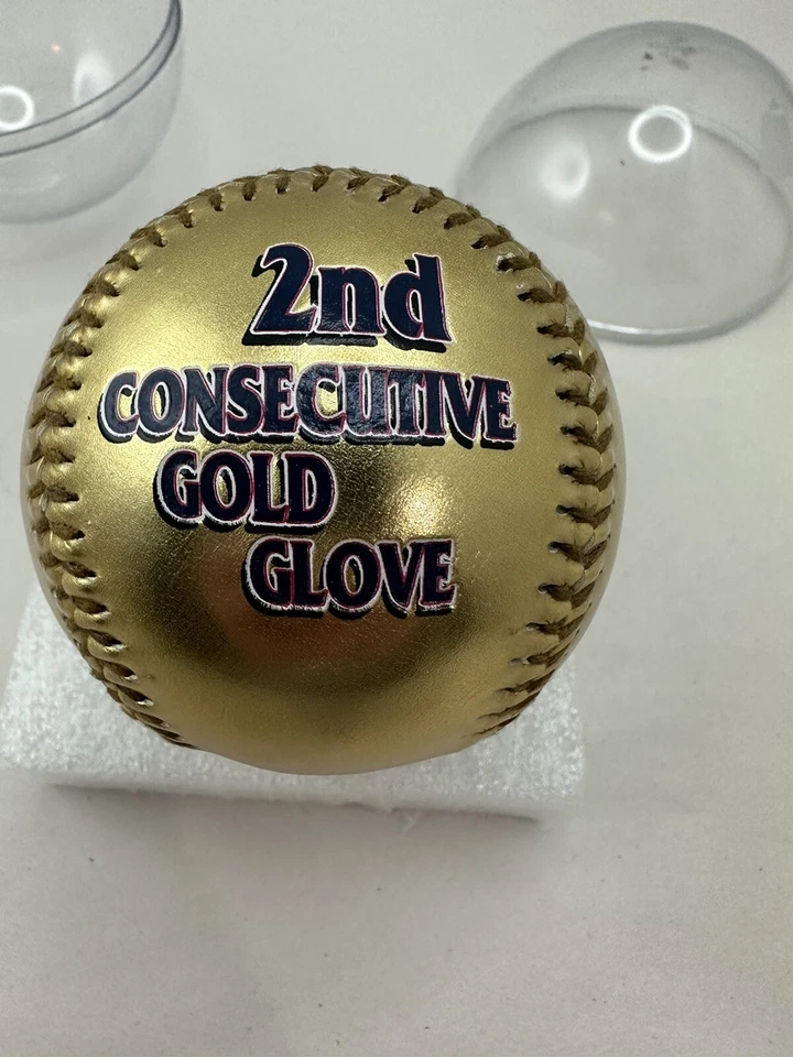 Torii Hunter MN Twins MLB 2002 — 2-я подряд золотая перчатка — золотая фотобол РЕДКАЯ - Изображение 3 из 4