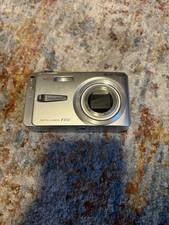 Fujifilm FinePix F Series F650 6.0MP Digital Camera - Silver