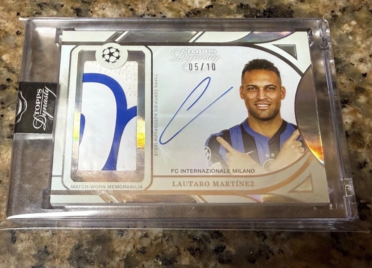 Topps UCC Dynasty 24-25 Lautaro Martinez 3 Color Patch Auto #5/10 MATCH WORN view 1