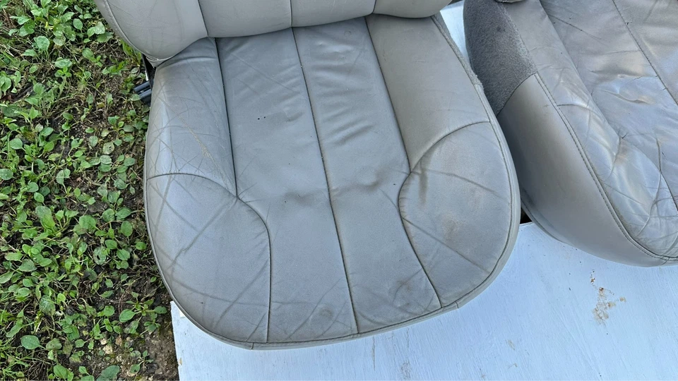 1999-2004 WJ Jeep Grand Cherokee Front Heated Leather Seats Taupe Left Right - Imagem 2 de 4
