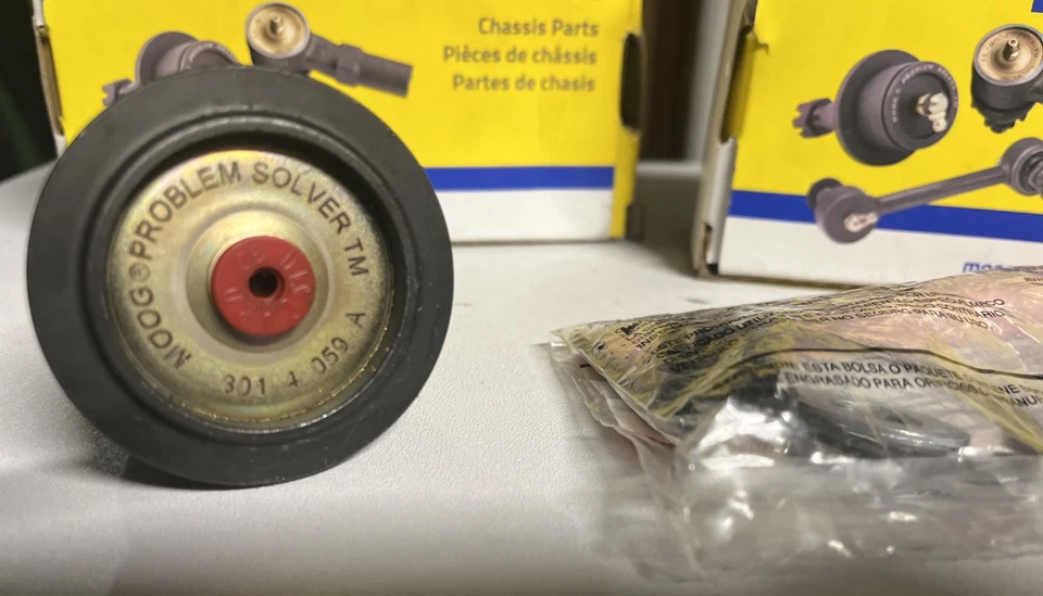 Front Lower Ball Joints For 2001 Chevy Silverado 1500HD, NIB - Image 2 of 3