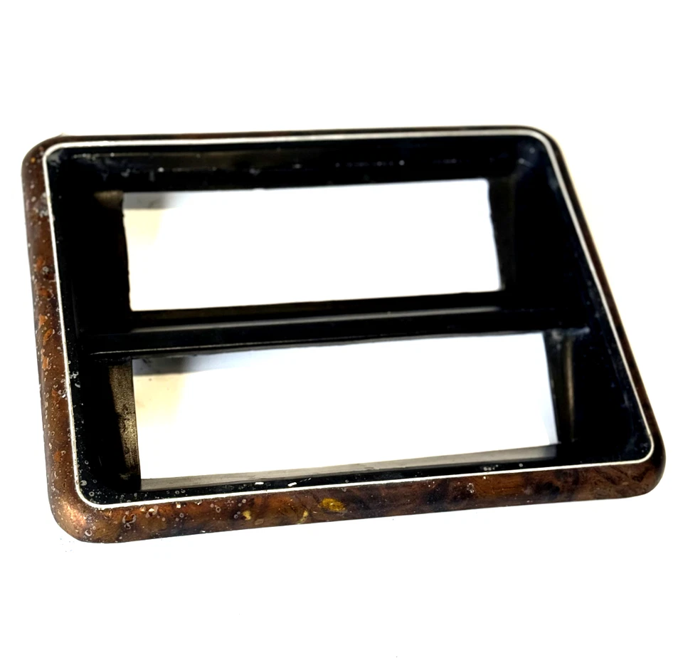 1987-1991 FORD F150 F250 F350 BRONCO CENTER RADIO A/C WOOD TRIM SURROUND BEZEL - Image 2 of 4