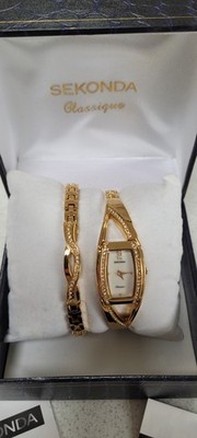 Vintage Seconda Women's Gold Plated Mother Of Pearl Dial With Bracelet In Box