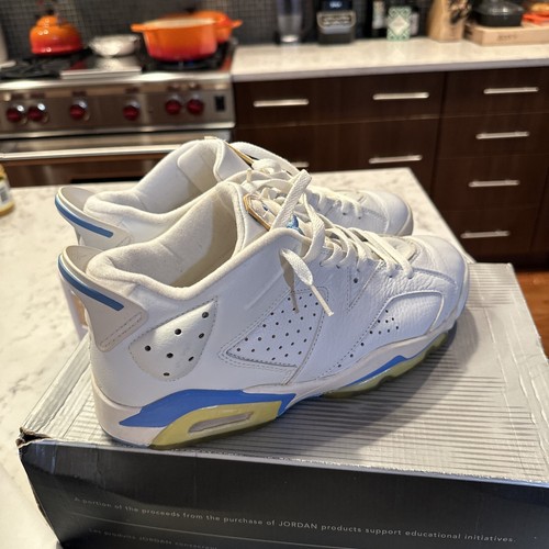 Size 9.5 - Jordan 6 Retro Low University Blue 2002 - Picture 3 of 9