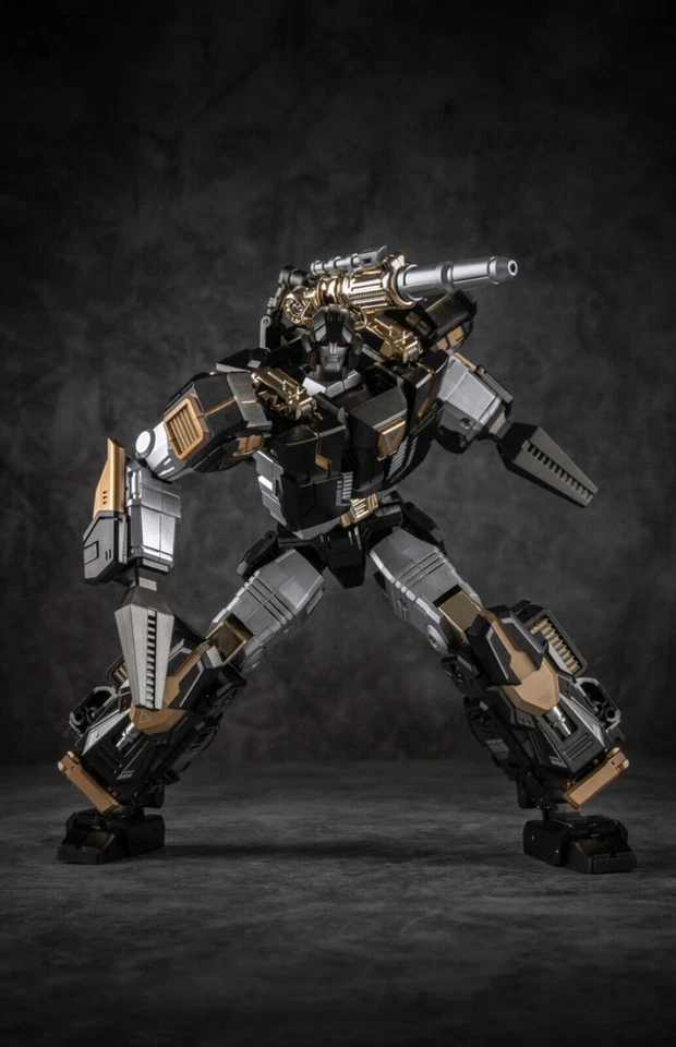 IN HAND Generation GT-11D Redbull G1 Sideswipe Bull Darknight Ver. Action Figure - Image 3 of 4