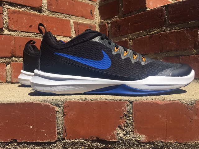 nike legend trainer blue
