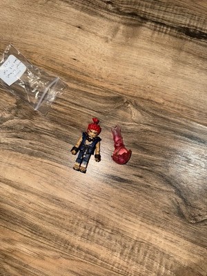 Marvel vs Capcom 3 Akuma vs Modok Minimate figure Street Fighter TRU Exclusive