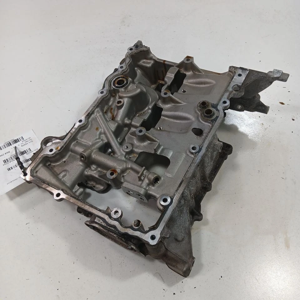 Upper Engine Oil Pan 1.3L Fits 20-23 Buick Encore GX - Image 2 of 4