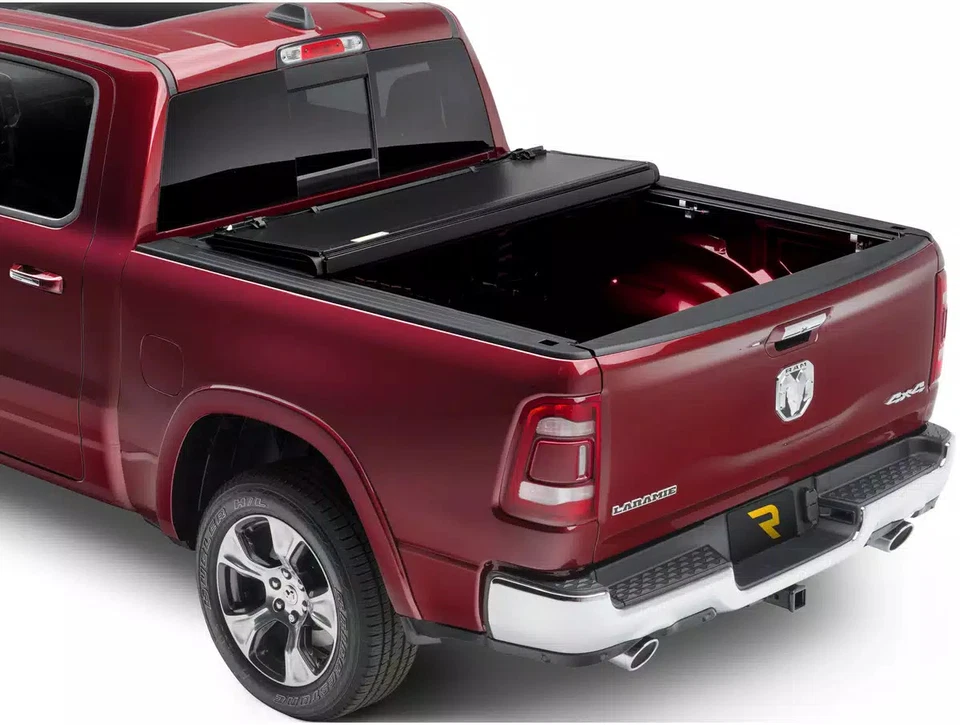 Under ArmorFlex Hard Folding Tonneau Fits 2004-2014 Ford F150 5'6" Bed (66") Foto 2 de 4