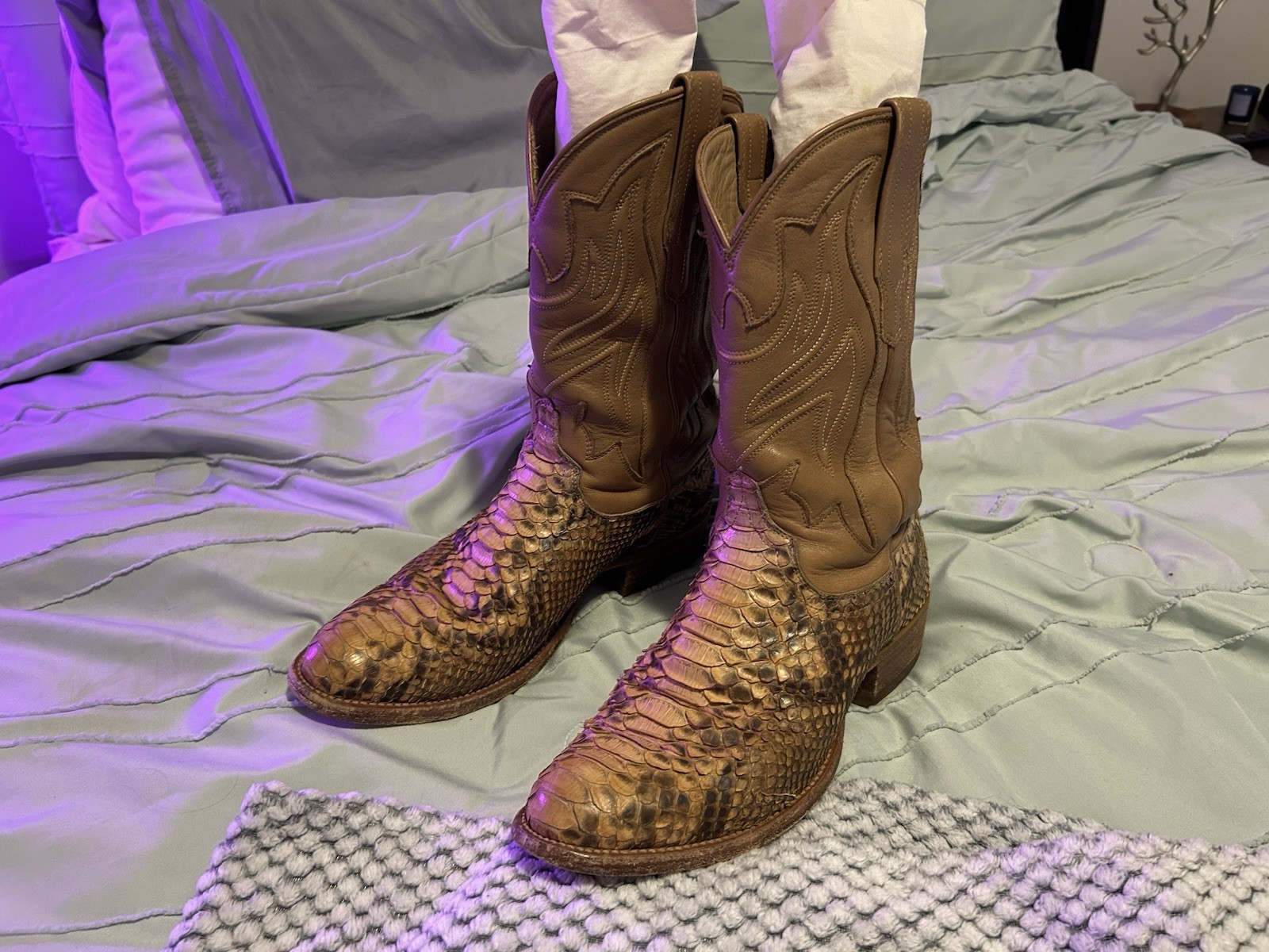 Tecovas Limited Edition Brady Python OG 8D - image 2