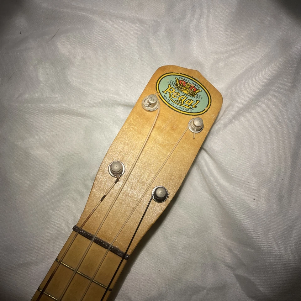 Regal Vintage Soprano Ukulele Made In USA - Image 4 of 4