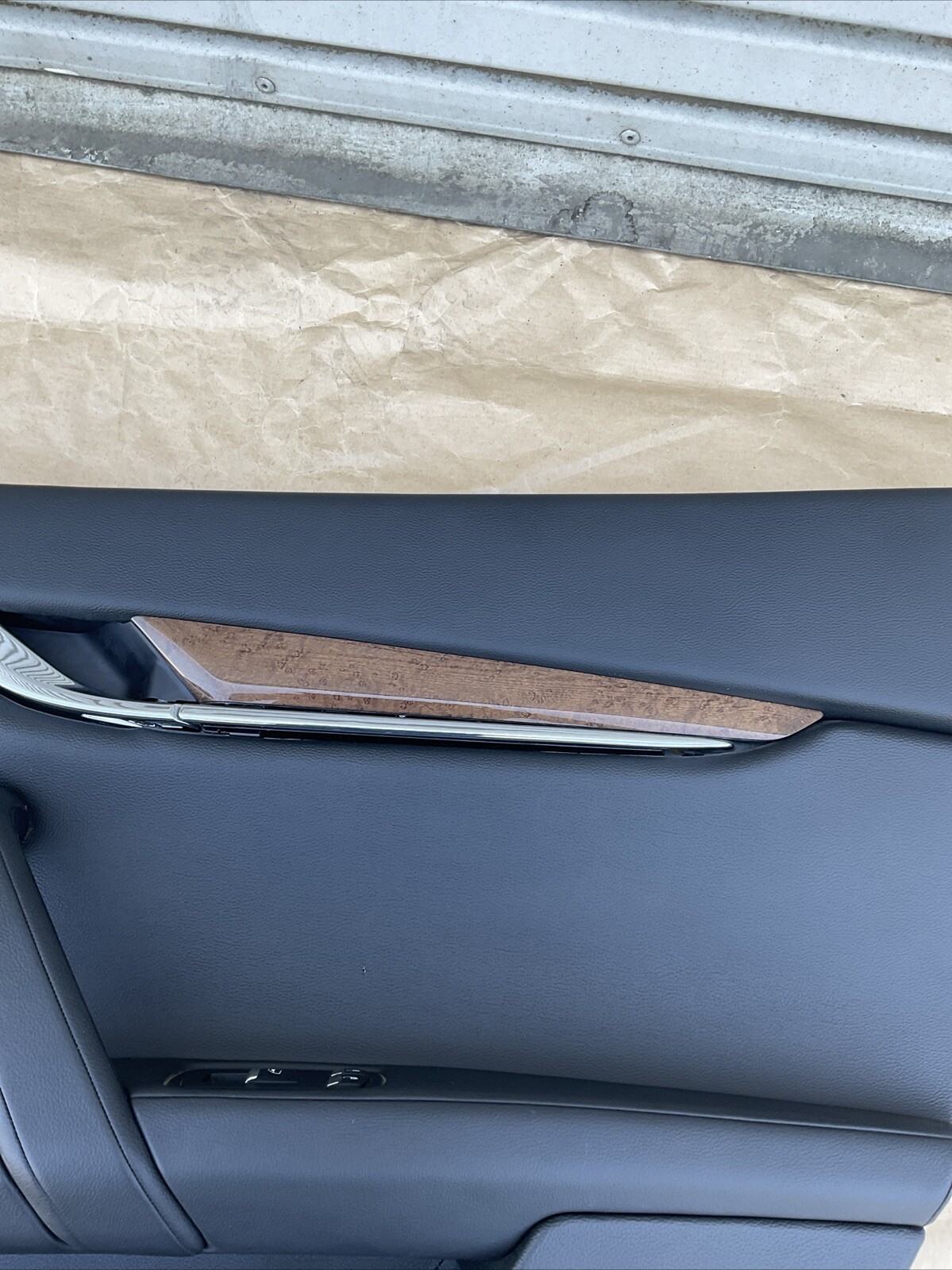 14-21 Maserati Quattroporte Rear Right Interior Door  Panel Leather Oem
