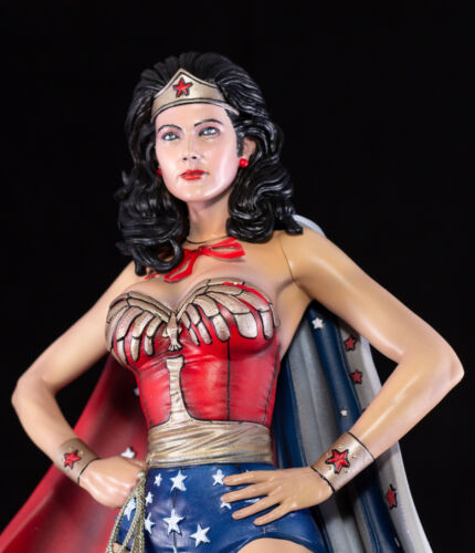 WONDER WOMAN LINDA CARTER STATUA resina scala 1:6 33 cm FULL SIZE DC - Imagen 2 de 7