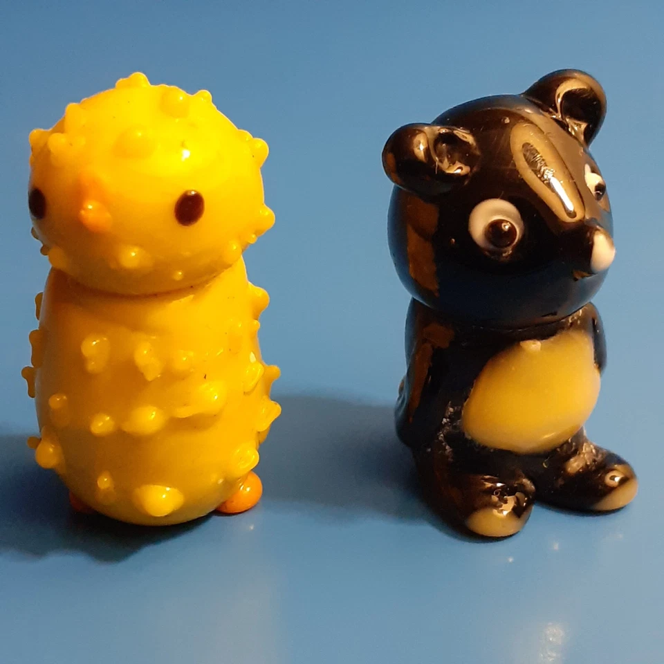 DEUX FEVES OURSON & POUSSIN en verre - Photo 4/4