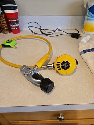 Aqua Lung ABS Slim Octopus Regulator Compact 2nd Stage. 39  Hose.  used