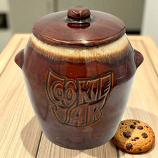 McCoy Vintage Large Cookie Jar Brown Jug with Lid Made in USA # 7024 EUC
