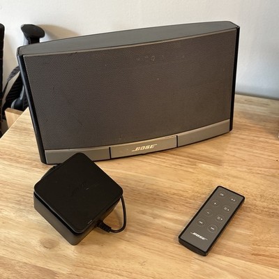 Bose SoundDock N123 Portable Digital Music System Speaker w Remote & Charger