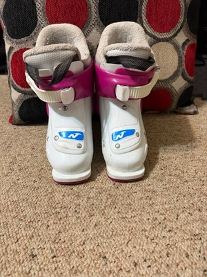 NORDICA LITTLE BELLE 1 YOUTH 15.5 SKIBOOTS REALLY NICE