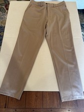 Quince Men's Khaki Ultra Stretch 24/7 Smart Chino 32x30(32x29.25) Zip Pockets